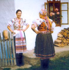 Hontiansky kroj