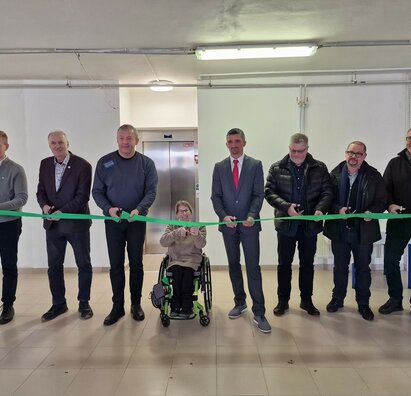 Slávnostné odovzdanie výťahu do užívania.