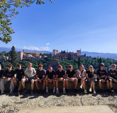 Erasmus+ „AI v praxi“- Pozdrav z Granady